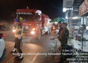 Guna Menjaga Keamanan, TNI Kawal 8 Mobil Pengangkut BBM ke Daerah Bencana Alam.