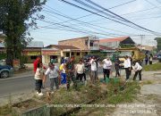 Bahu-Membahu Sambut Nataru, Babinsa dan Masyarakat Tanah Jawa Gelar Gotong Royong