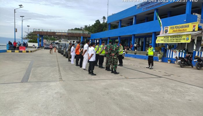 Jaga Pintu Danau Toba, Personel Gabungan Siaga di Pospam Terpadu Pelabuhan Tigaras