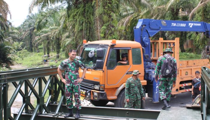 Dandim 0207/Simalungun Tinjau Pembangunan Jembatan Beiley Di Kecamatan Tanah Jawa