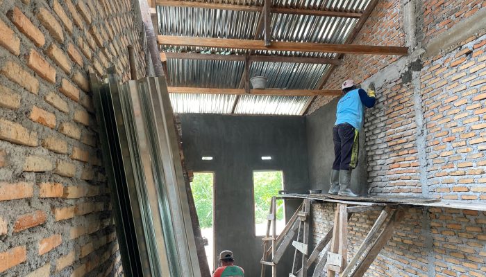 Program TMMD Bangun Harapan Warga, Rumah Bapak Jon Enri Saragih Mulai Berdiri Kokoh di Nagori Bahapal