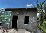 Tetap Semangat di Tengah Puasa, Satgas TMMD Kebutan Pembangunan Rumah Warga di Nagori Limag