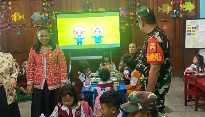 Forkopimcam Siantar Marimbun Tinjau Program Makanan Bergizi Gratis di Sekolah Anak Usia Dini