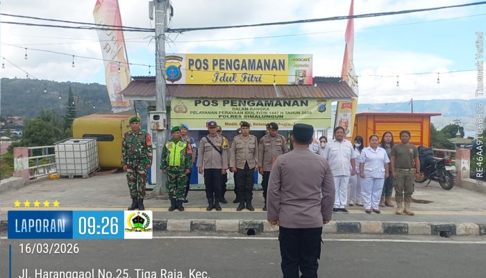 Babinsa Koramil 17/Sidamanik Turut Perkuat Pos Pengamanan di Kawasan Wisata Parapat