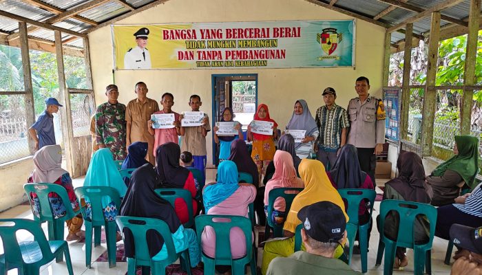 Babinsa Koramil 05/Serbelawan Monitoring Pembagian BLT, Pastikan Tepat Sasaran dan Lancar