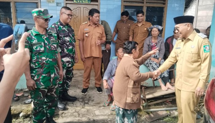 Babinsa Saribudolok Dampingi Bupati Simalungun Ziarah Khidmat ke Makam Raja Girsang