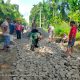 Babinsa dan Warga Bersatu Perbaiki Jalan Desa, Wujud Nyata Semangat Gotong Royong di Raya Kahean