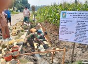 Drainase 202 Meter Dibangun dari Dana Desa, Babinsa Turun Langsung Dampingi Trial di Bosar Bayu